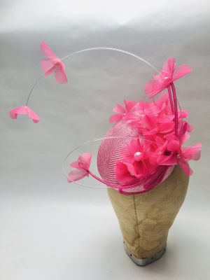 FB64 fascinator block